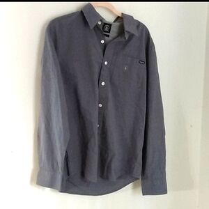 Volcom woven button down long sleeve NWT S